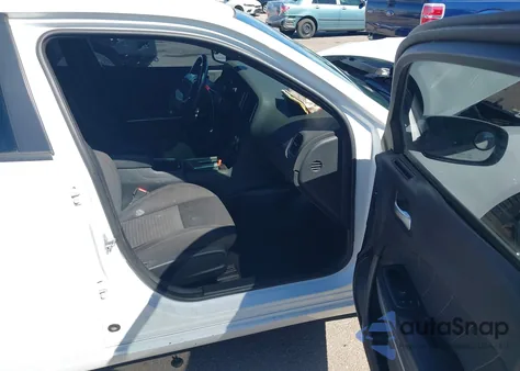 2018 Dodge Charger Police Rwd z USA, uszkodzony, nr VIN 2C3CDXAT3JH180904